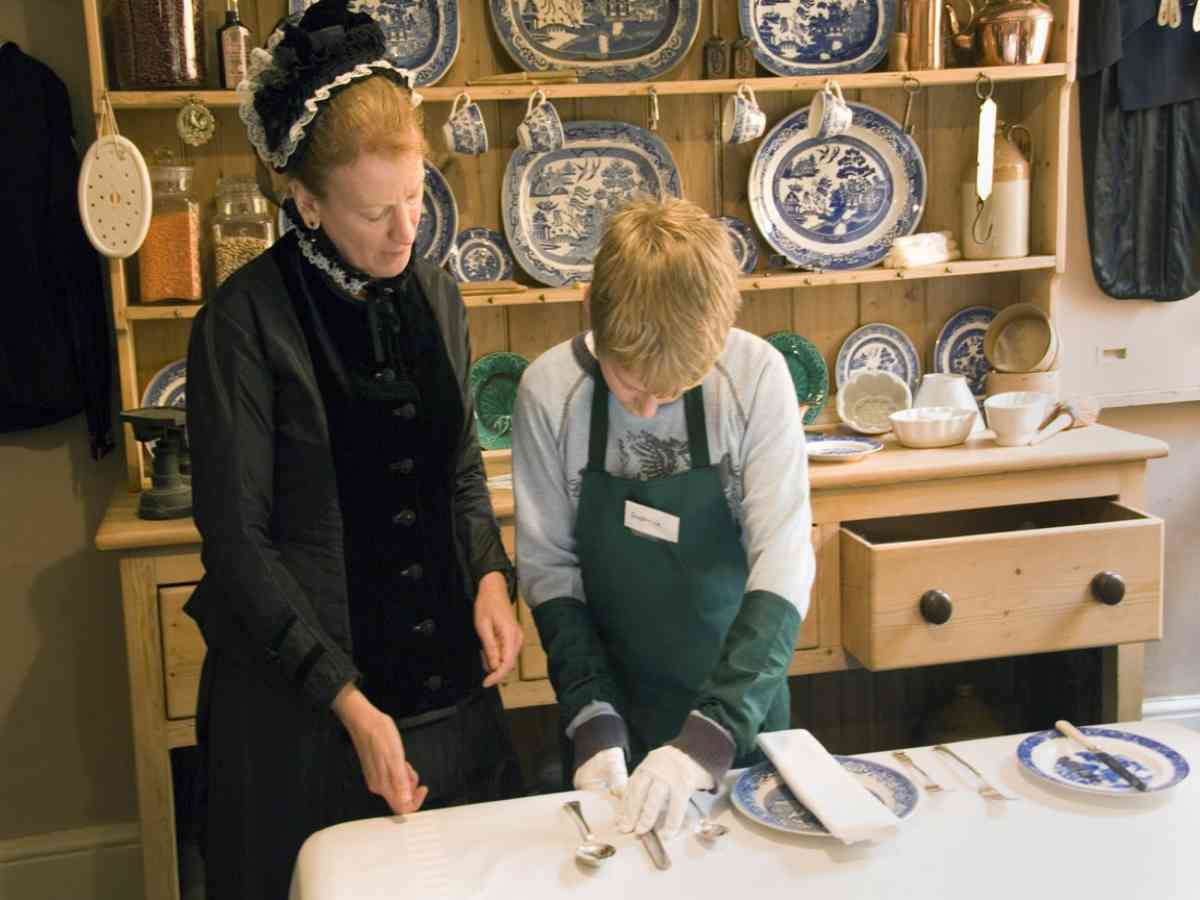 Osborne (House) picture gallery - Life below stairs